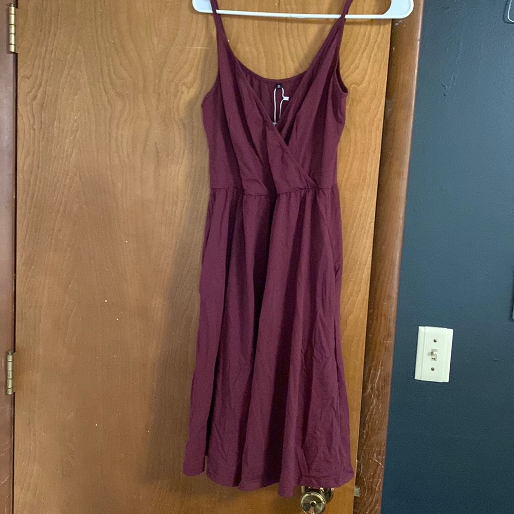 Brand new Maroon dress with pockets